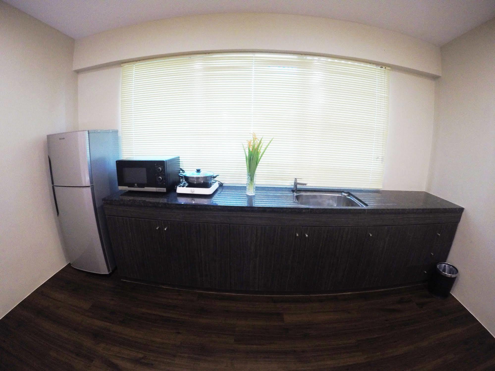 Samalaju Resort Hotel Бинтулу Экстерьер фото
